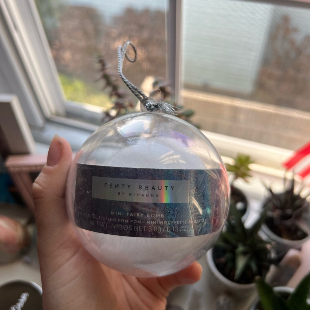 Fenty Beauty Fairy Bomb